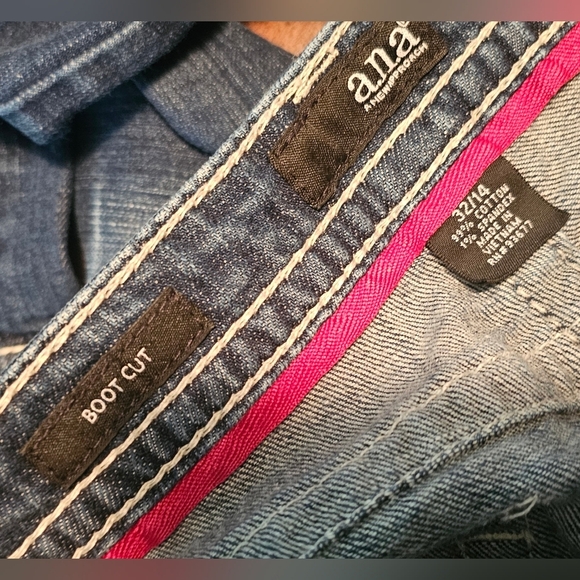 a.n.a Women's Boot Cut Dark Wash Jeweled Denim Thick Stitch Jeans Sz 32/14 - Picture 9 of 16